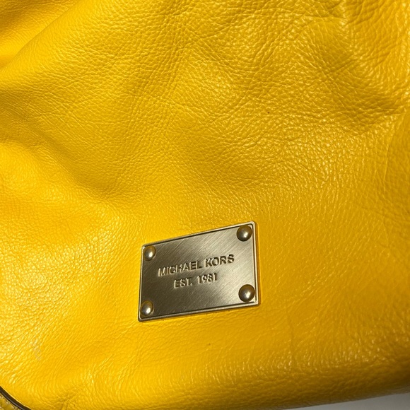 Michael Kors Leather Hobo Shoulder Bag - Picture 3 of 12